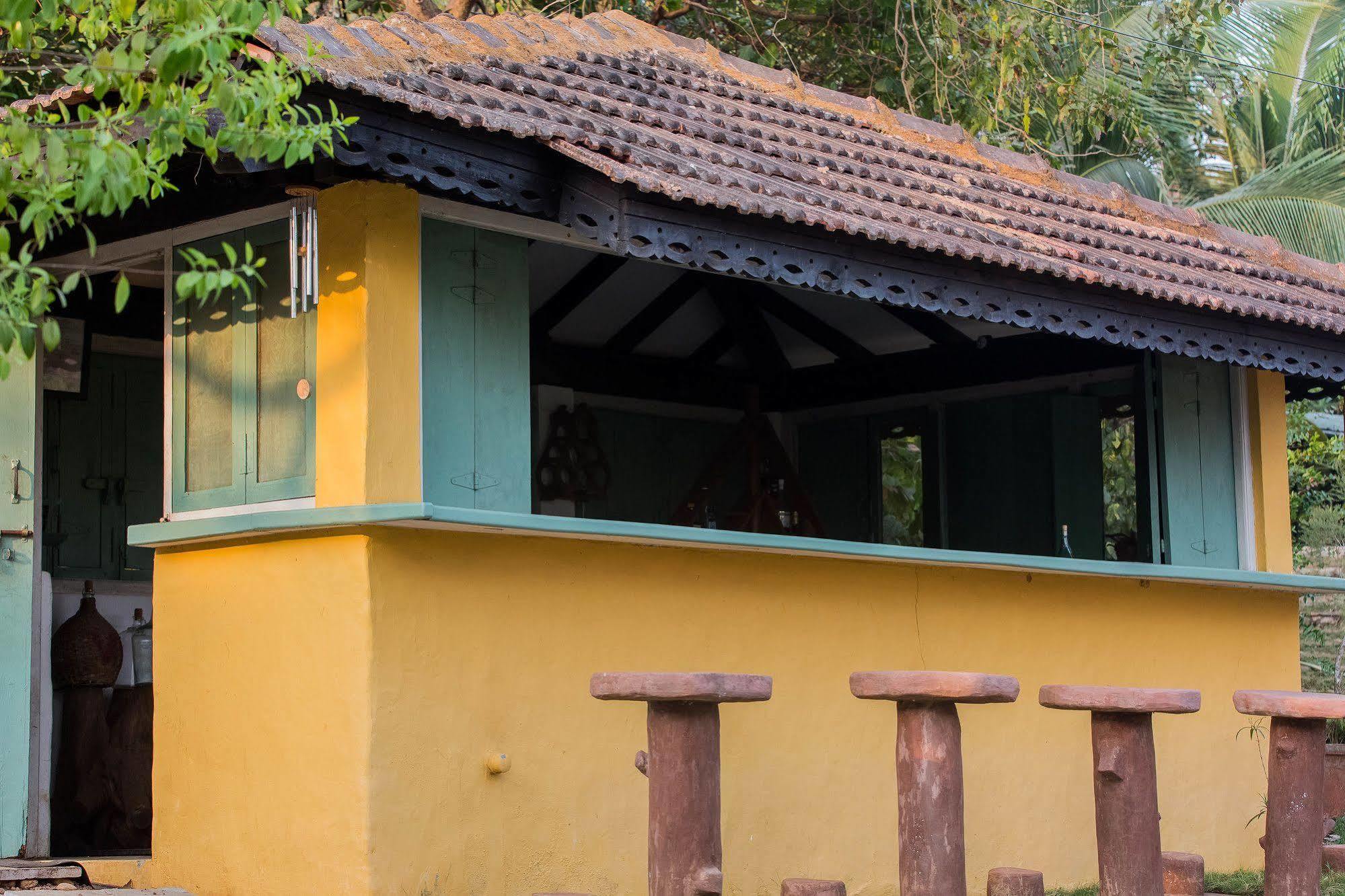 Wildflower Villas - All Villa Hotel, Family Run Candolim Ngoại thất bức ảnh