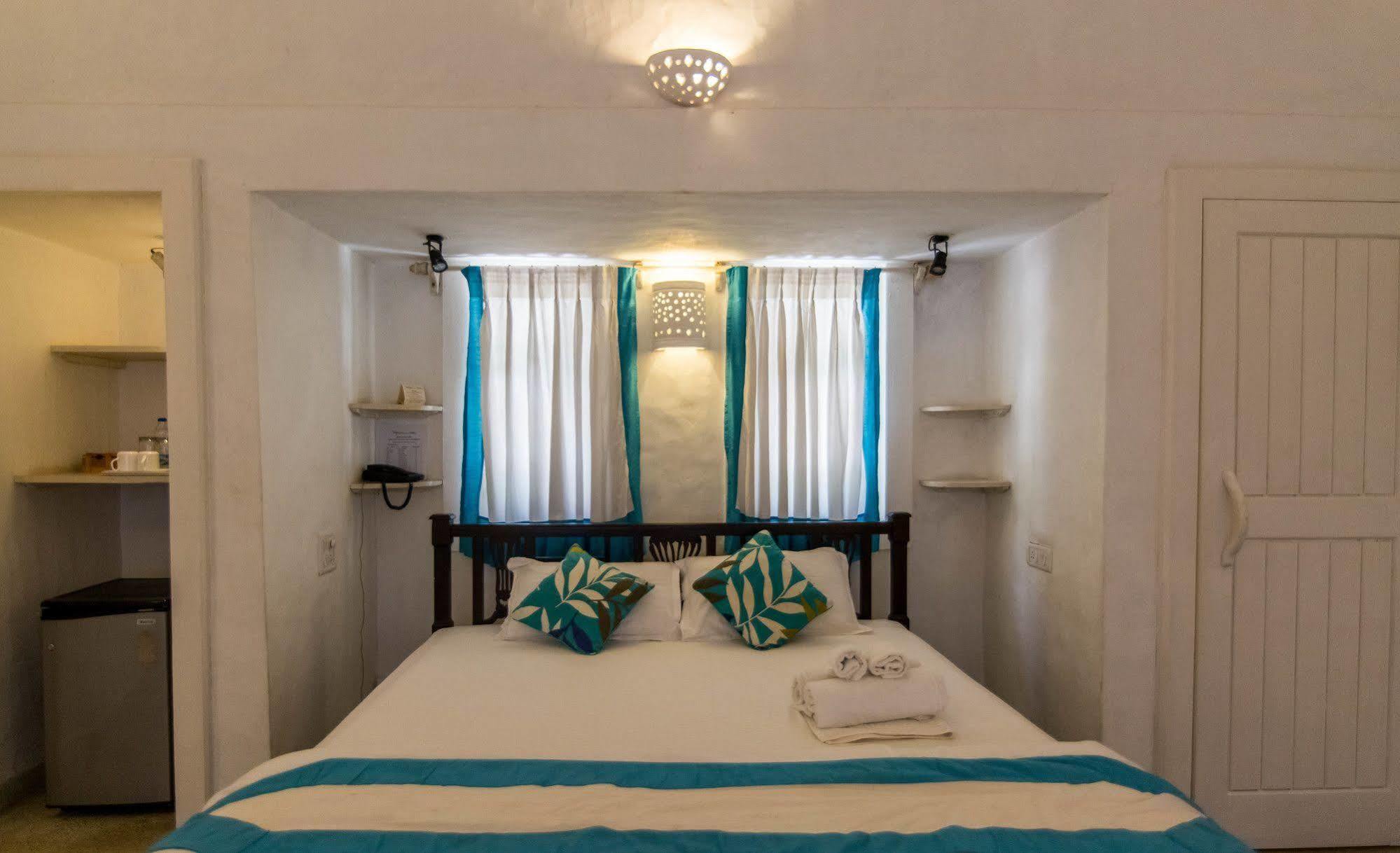Wildflower Villas - All Villa Hotel, Family Run Candolim Ngoại thất bức ảnh